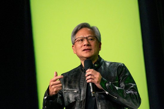 mt5交易平台-黄仁勋超戴尔成全球第13大富豪，身价超1060亿美元