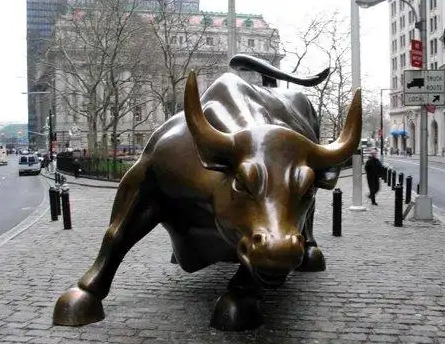 华尔街共识：美股年底前还能再“狂飙一段”，就等大选结果出炉了！